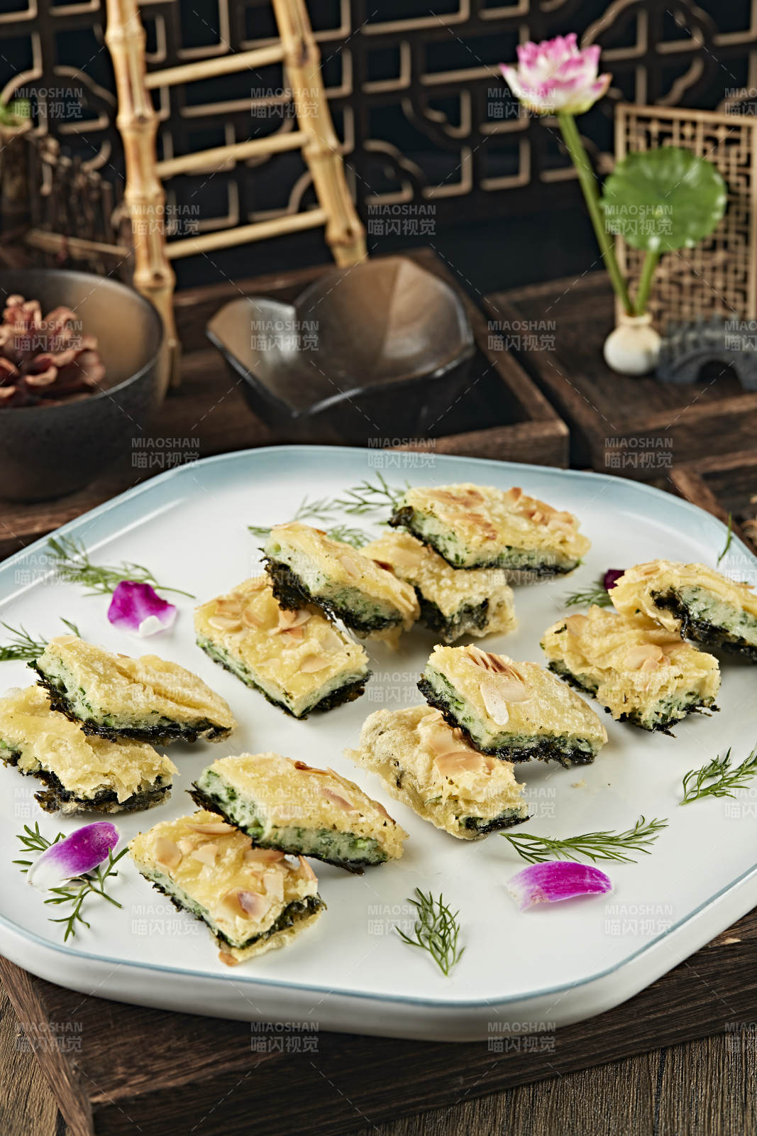 海苔紫菜蕨菜杏仁饼图片