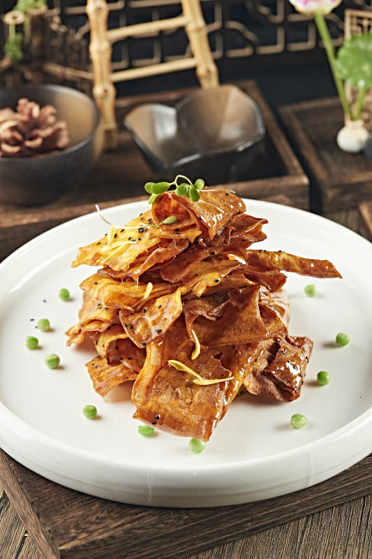 油炸拔丝红薯片图片