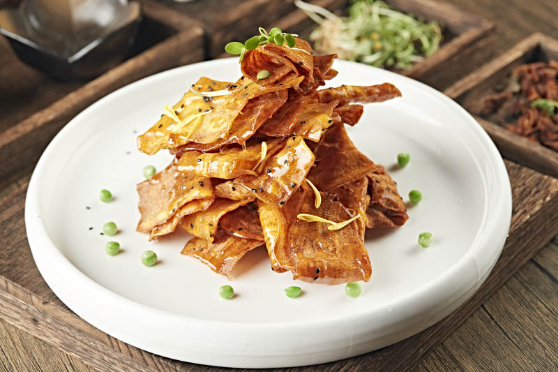 油炸拔丝红薯片图片