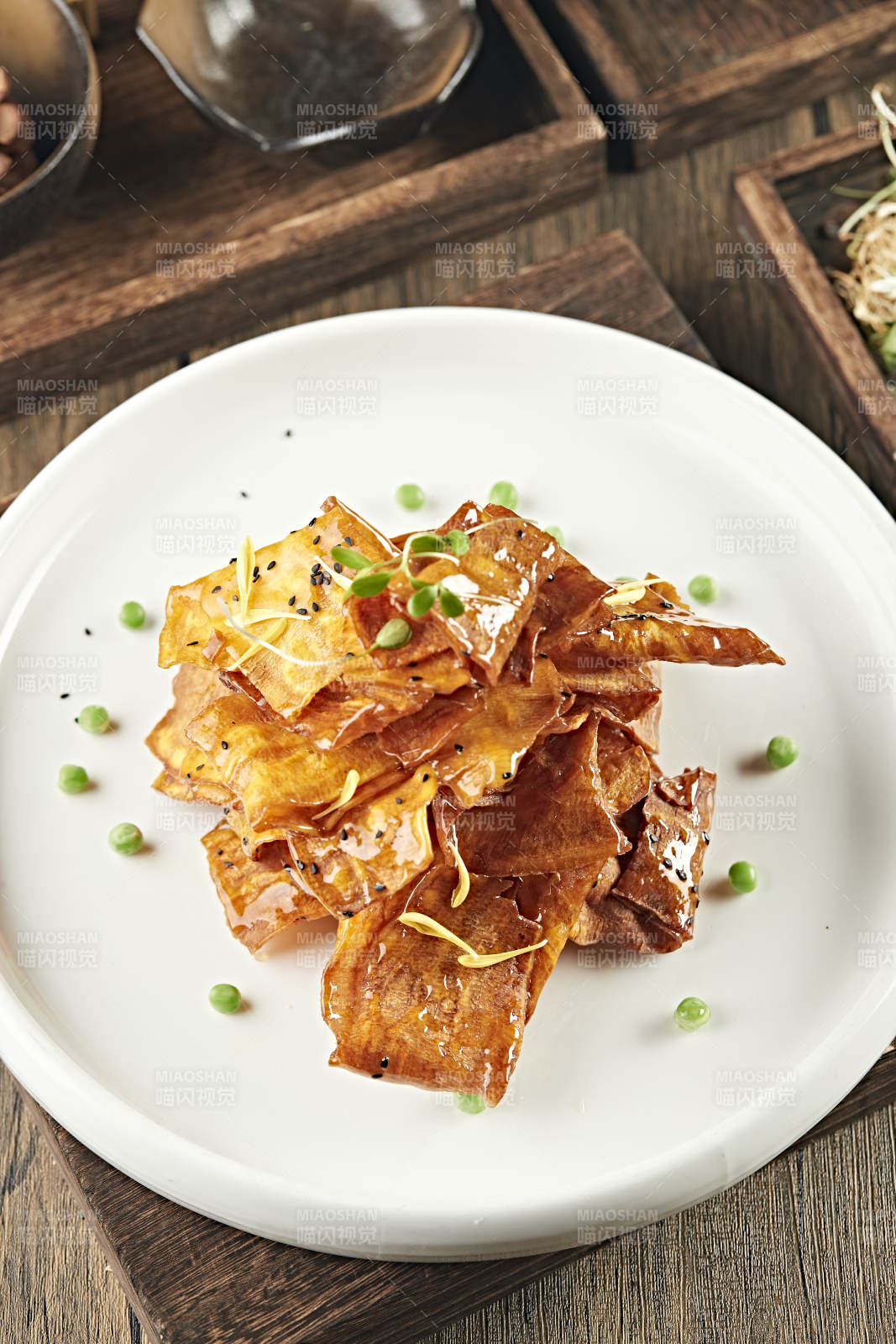 油炸拔丝红薯片图片