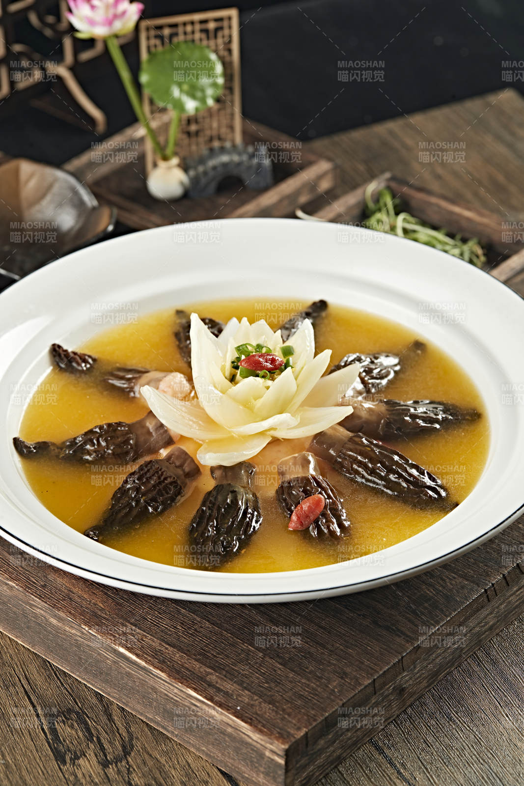 上汤枸杞羊肚菌图片