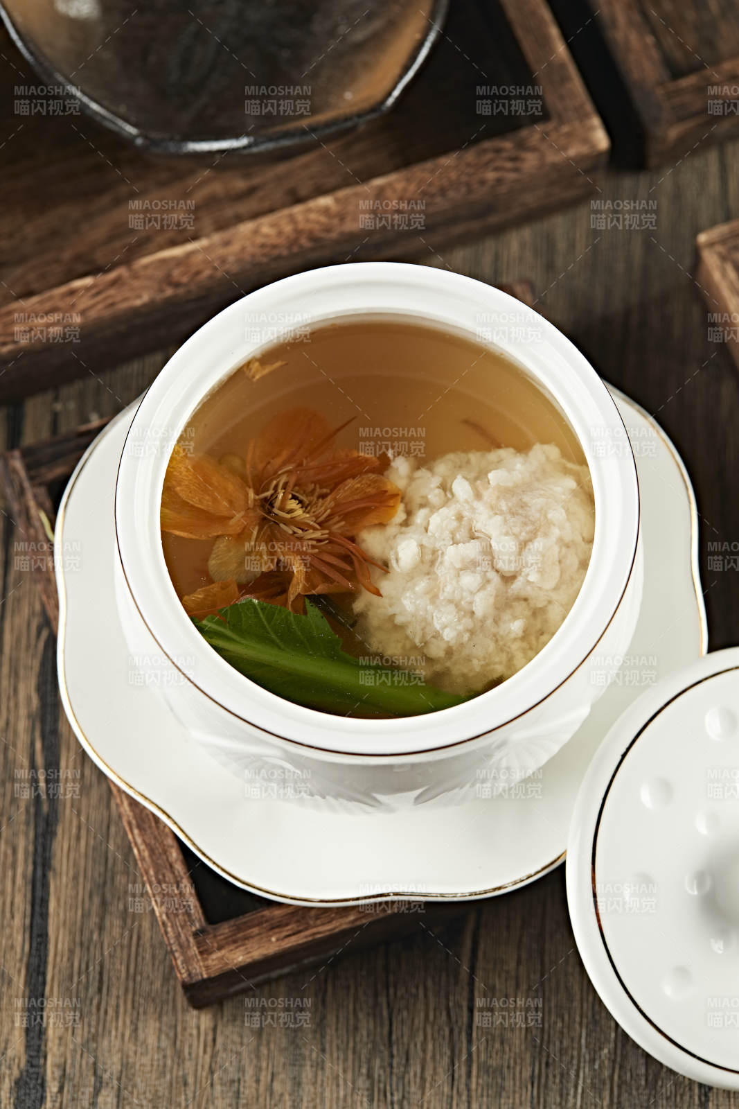 金莲花炖葵花大斩肉狮子头图片