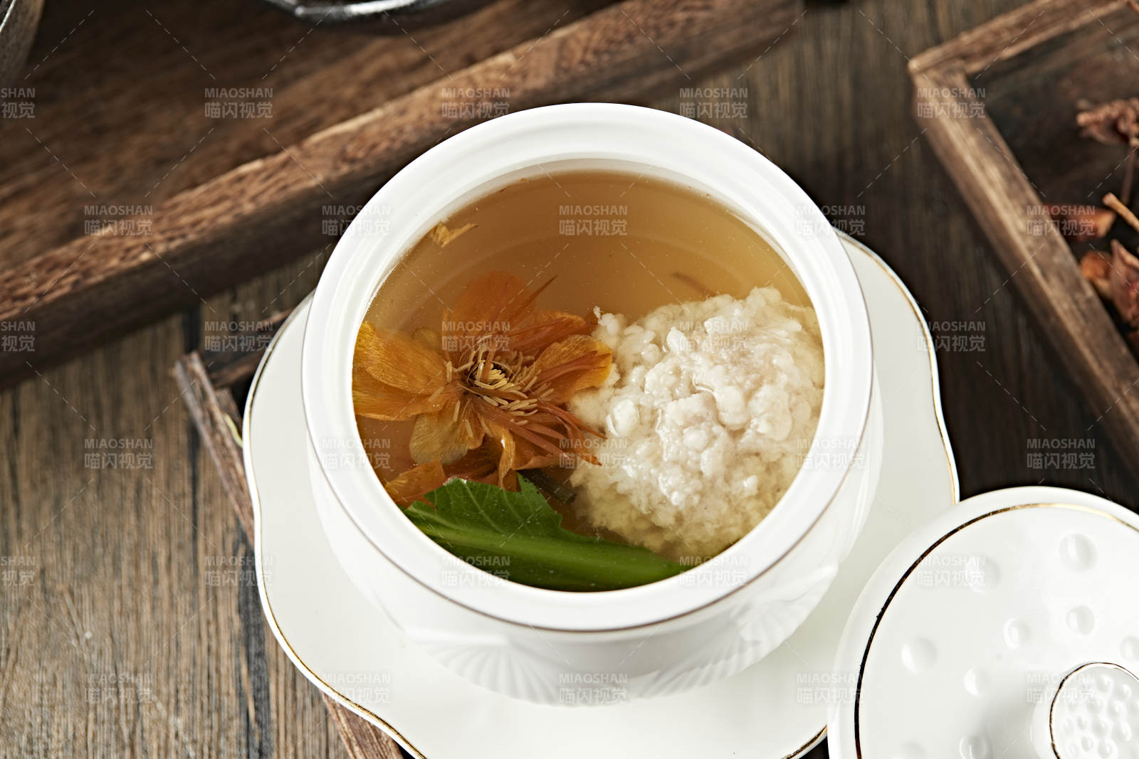 金莲花炖葵花大斩肉狮子头图片