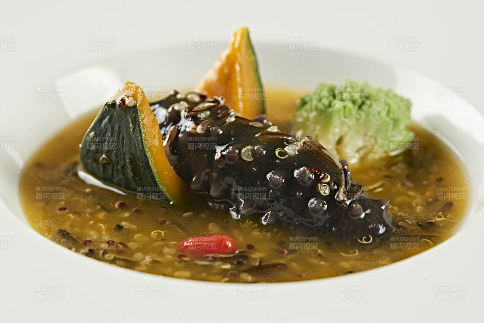 薏米捞汁炖梅花参图片