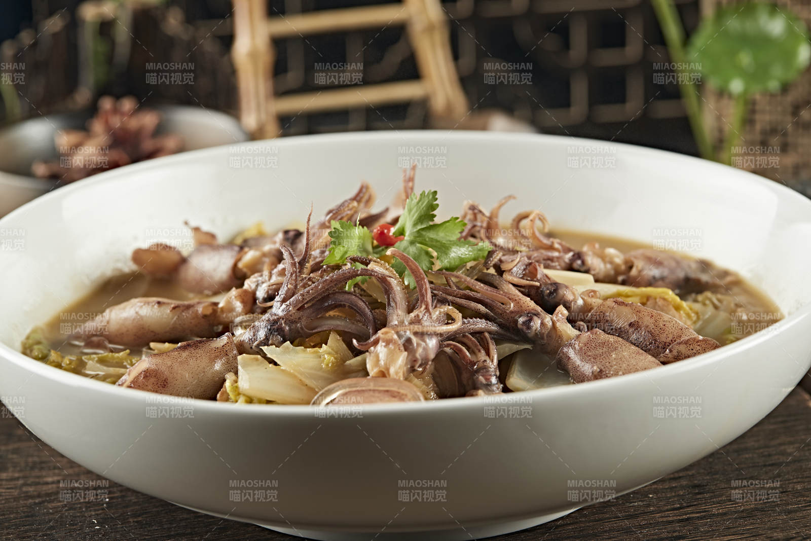 上汤娃娃菜炖墨鱼仔图片