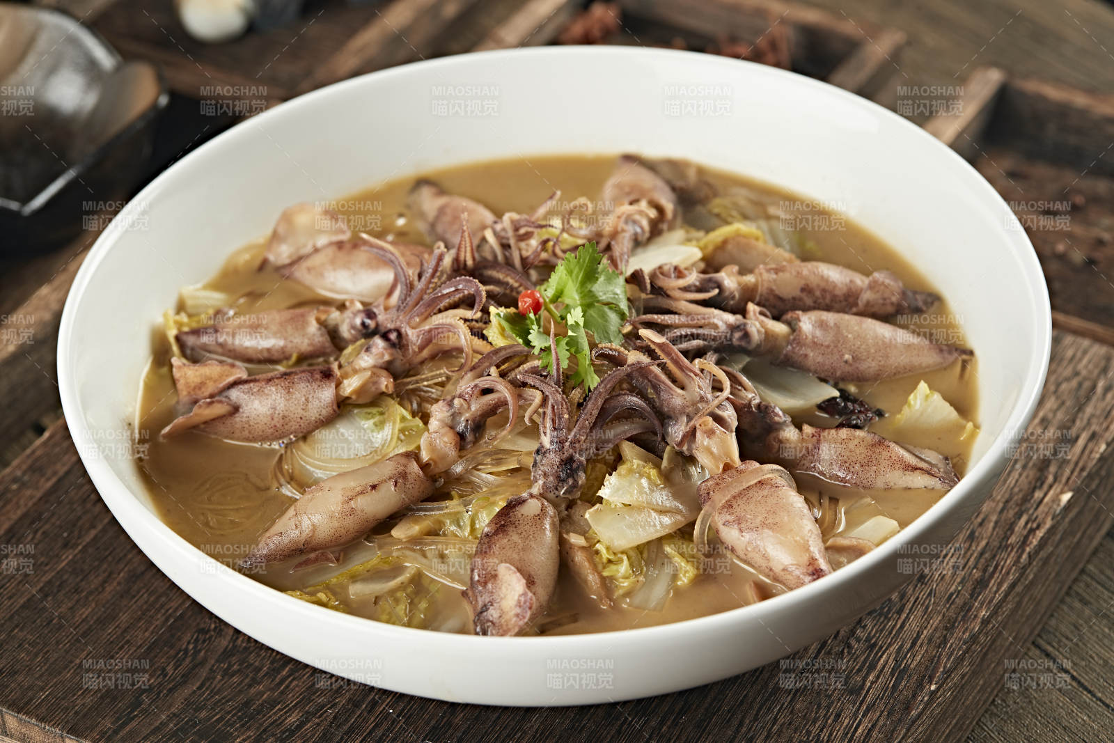 上汤娃娃菜炖墨鱼仔图片