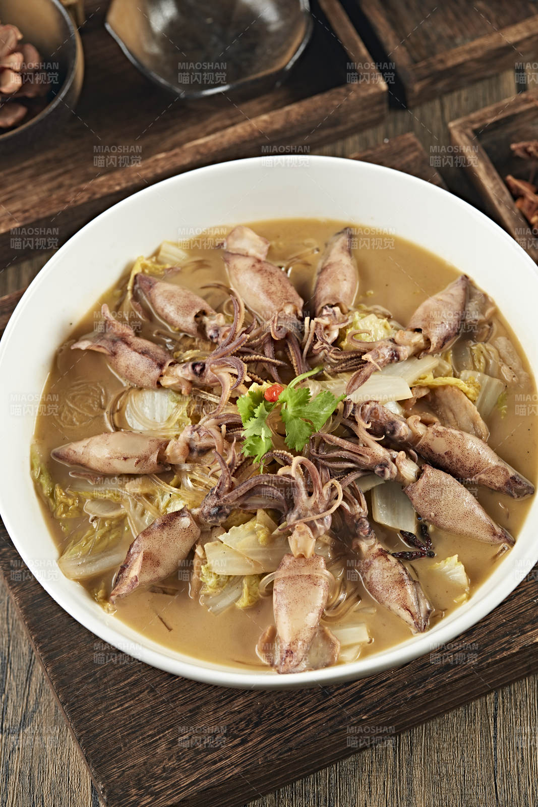 上汤娃娃菜炖墨鱼仔图片