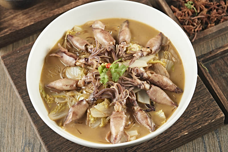 上汤娃娃菜炖墨鱼仔图片