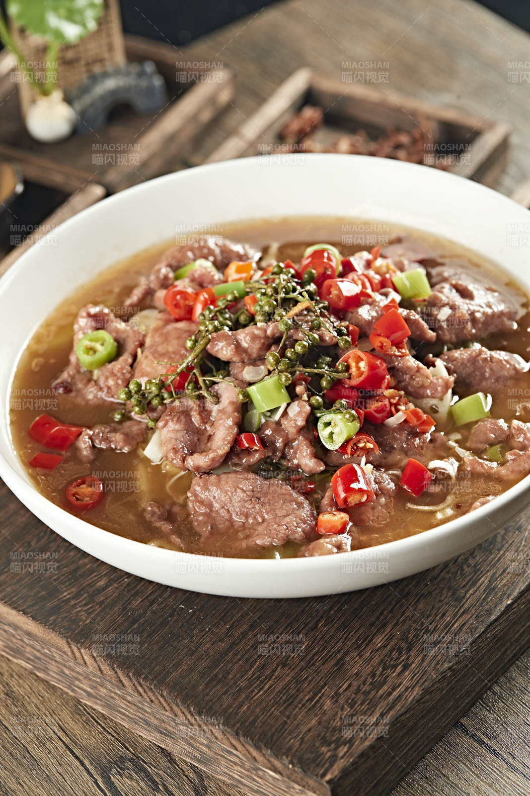 椒麻水煮牛肉图片