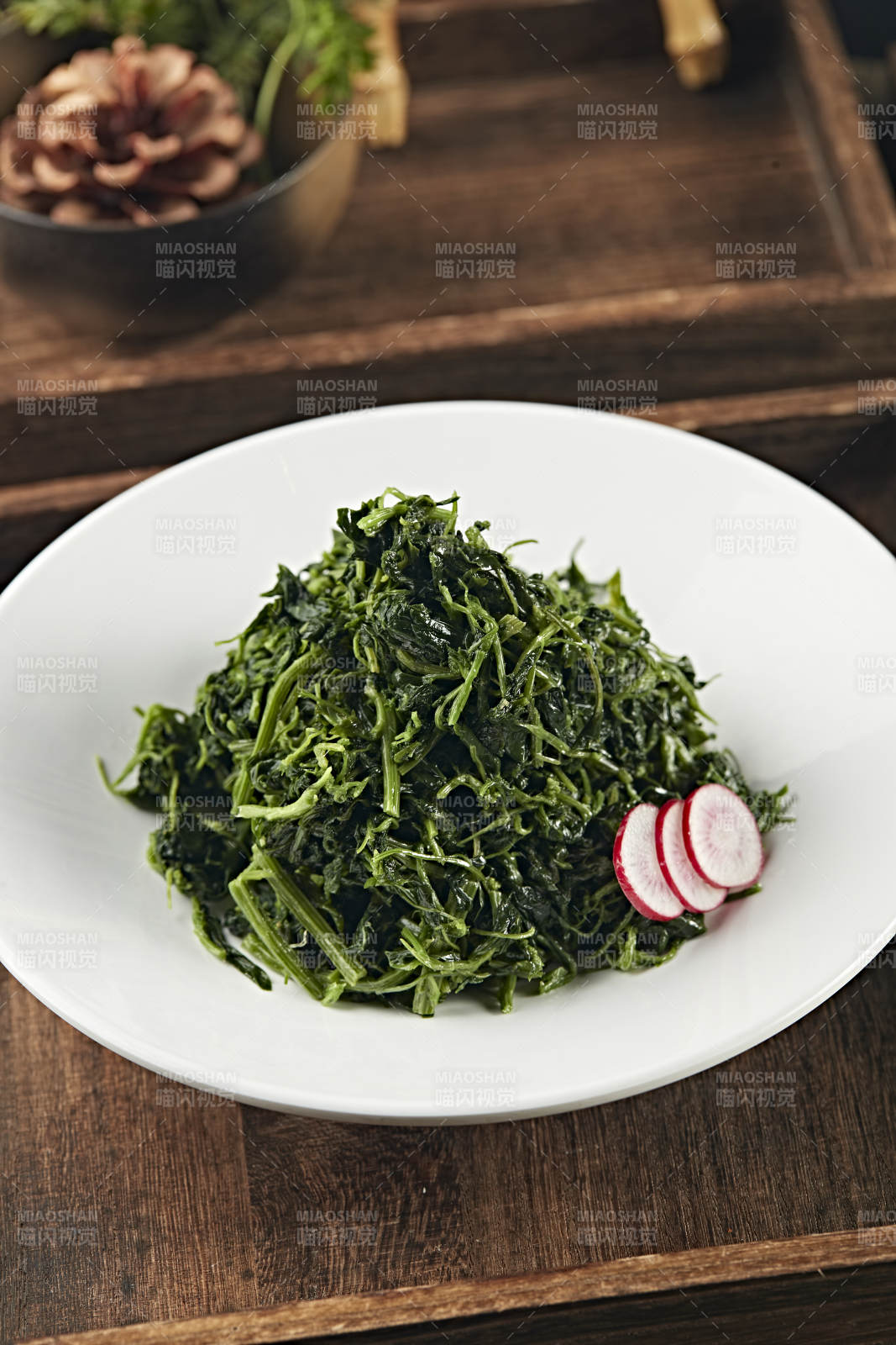 凉拌野生健康野生蕨菜图片