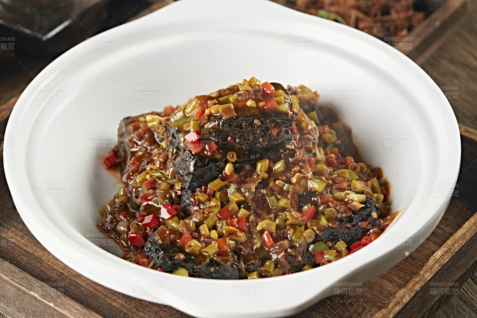 砂锅酸豆角辣酱酿长沙黑臭豆腐图片