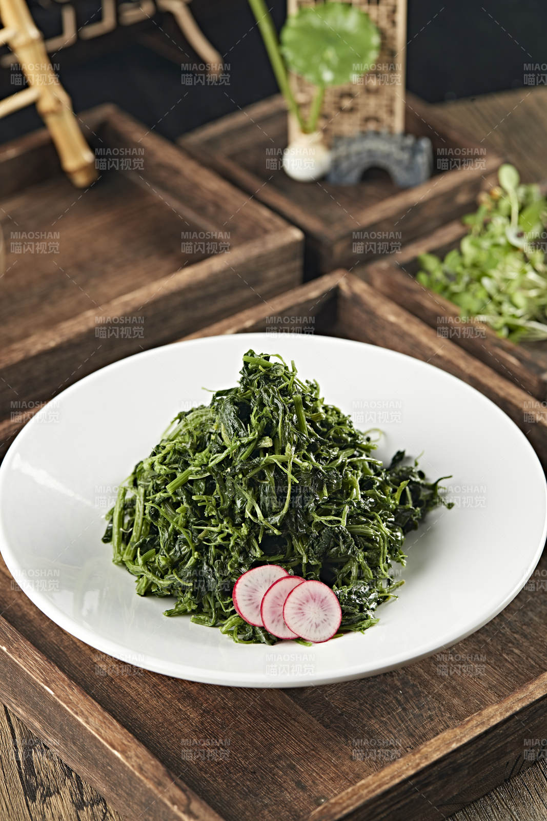 凉拌野生健康野生蕨菜图片