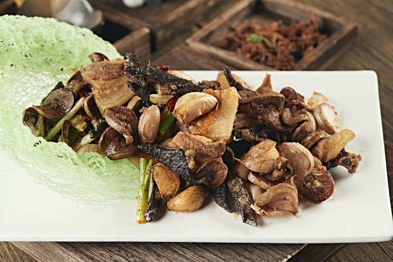 油炸毛蒜猪五花小腰片猪脾片图片