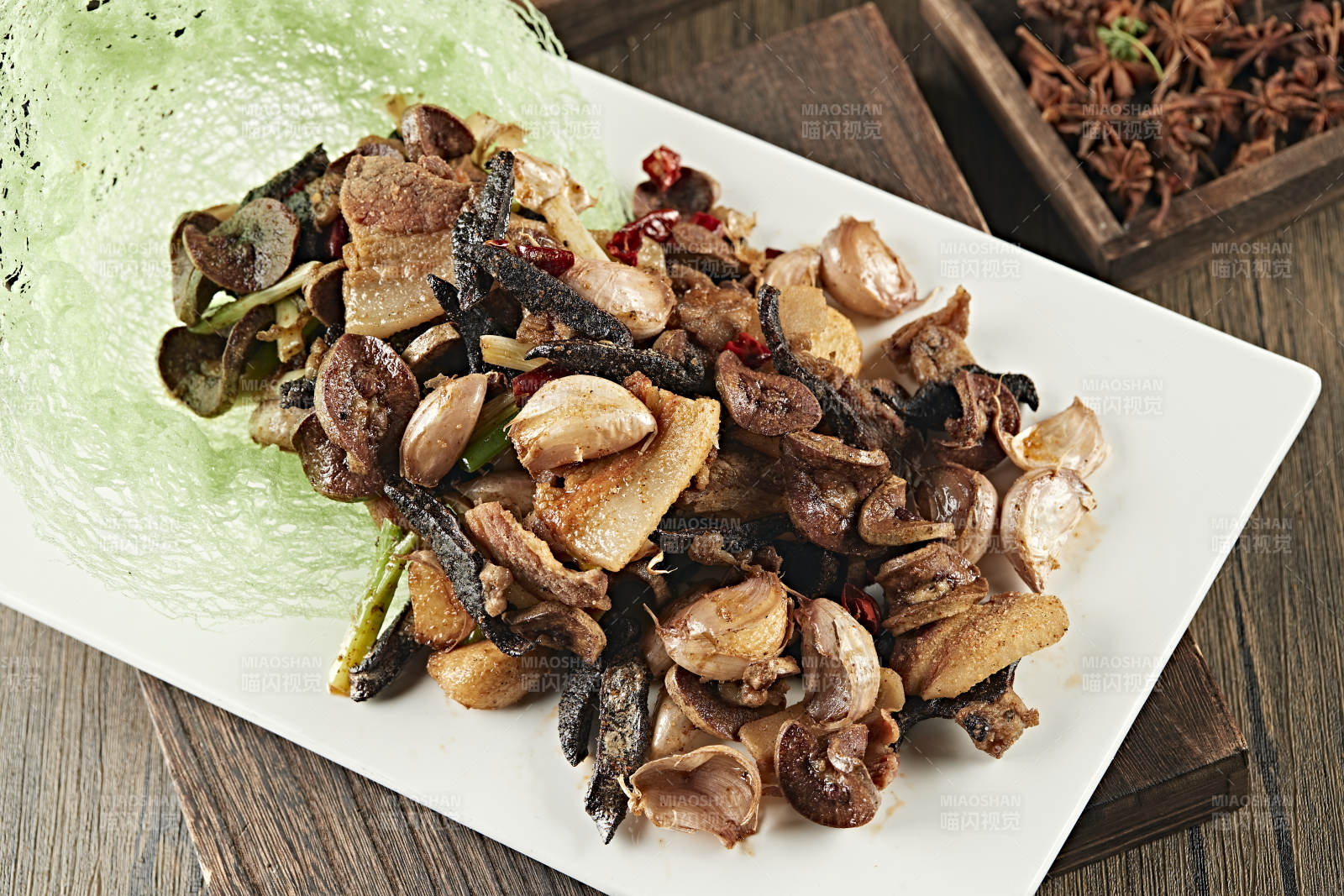 油炸毛蒜猪五花小腰片猪脾片图片