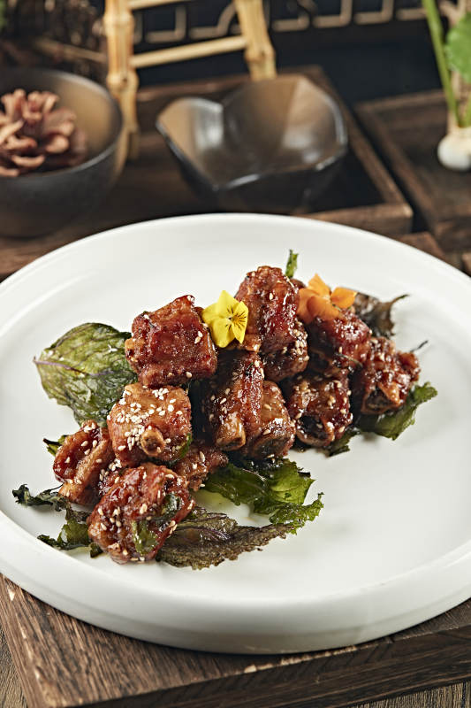 油炸薄荷叶猪小排图片