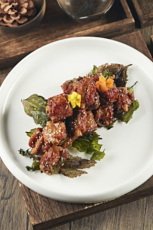 油炸薄荷叶猪小排图片