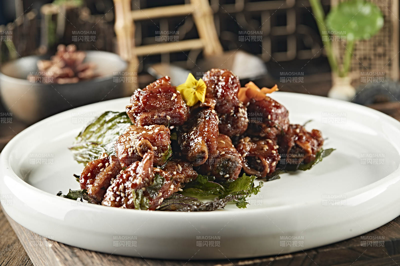 油炸薄荷叶猪小排图片