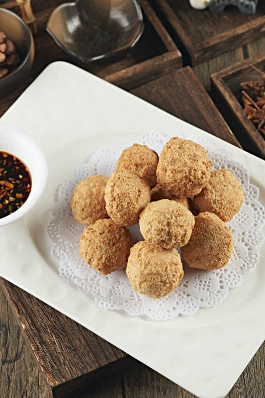 香炸豆腐丸子图片