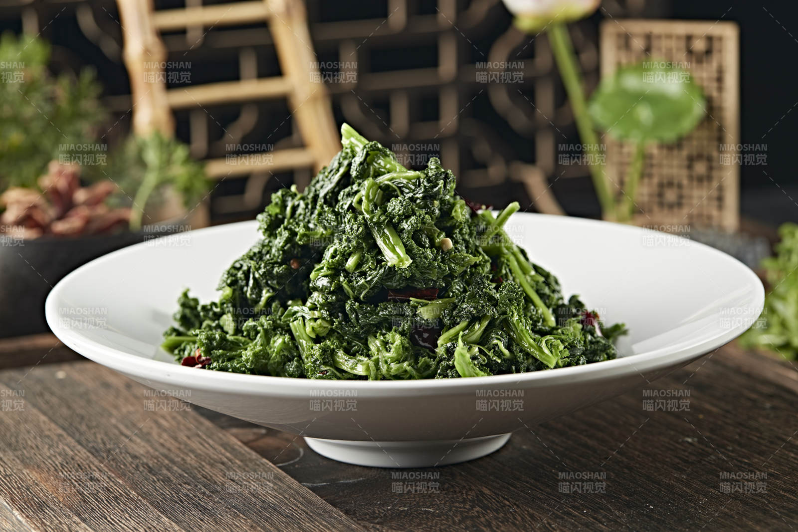 凉拌野生蕨菜猫爪菜图片