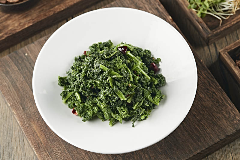 凉拌野生蕨菜猫爪菜图片