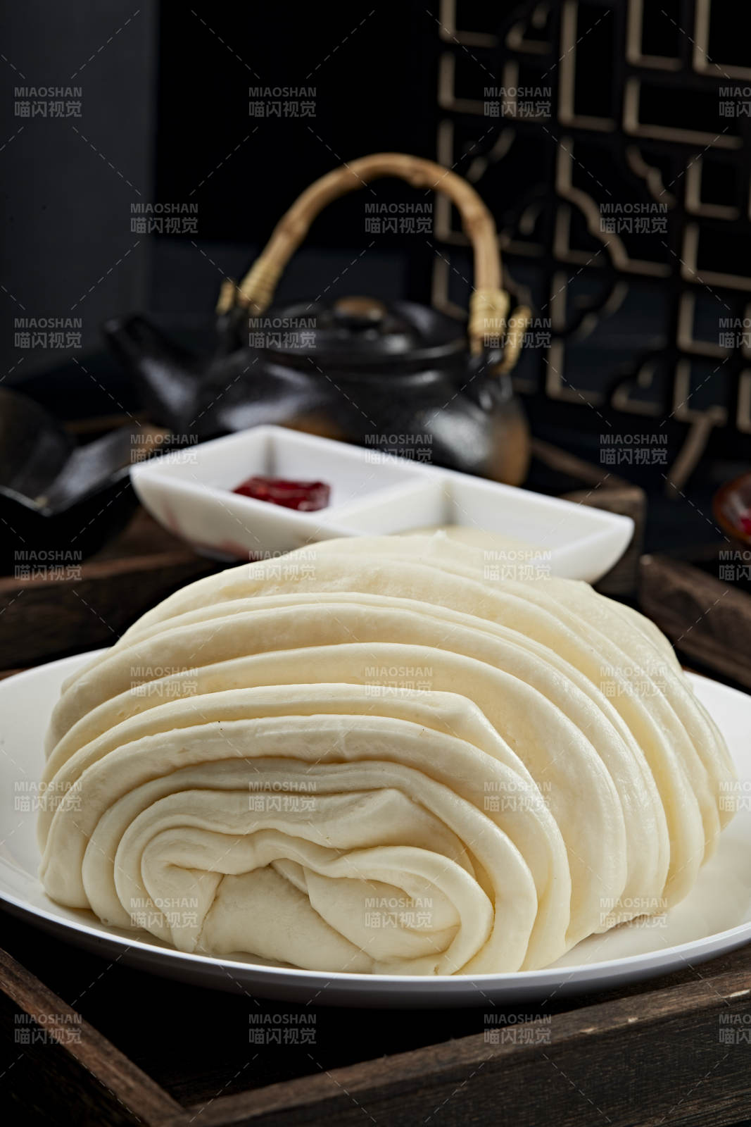 白面蒸大花卷图片