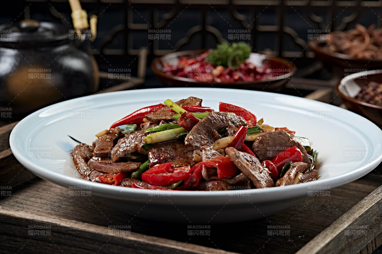 湘味青红椒蒜苗溜猪肝图片