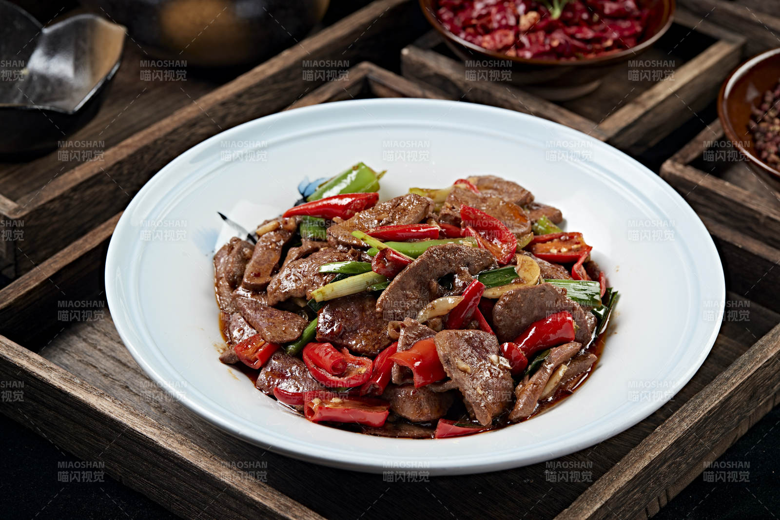 湘味青红椒蒜苗溜猪肝图片