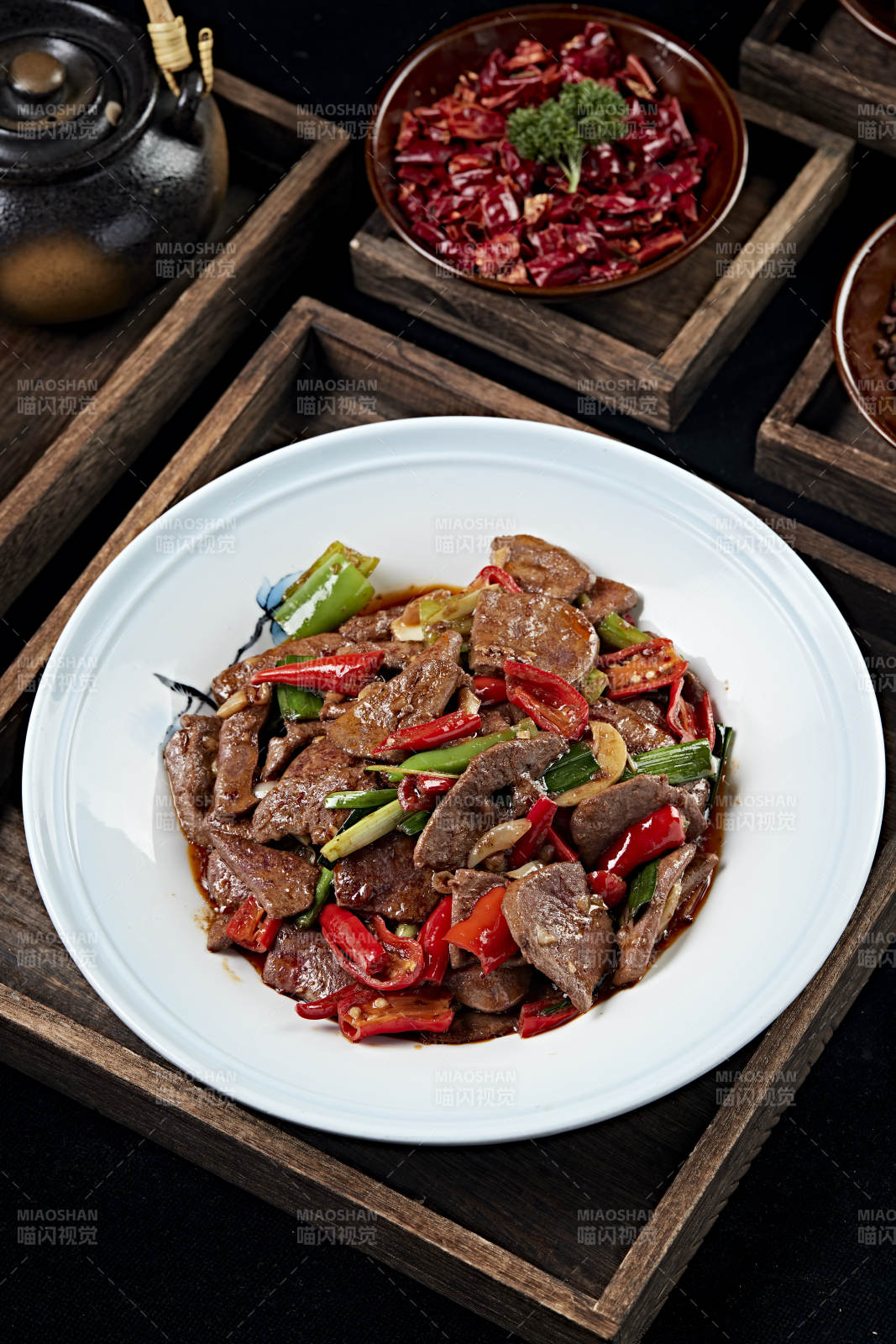 湘味青红椒蒜苗溜猪肝图片