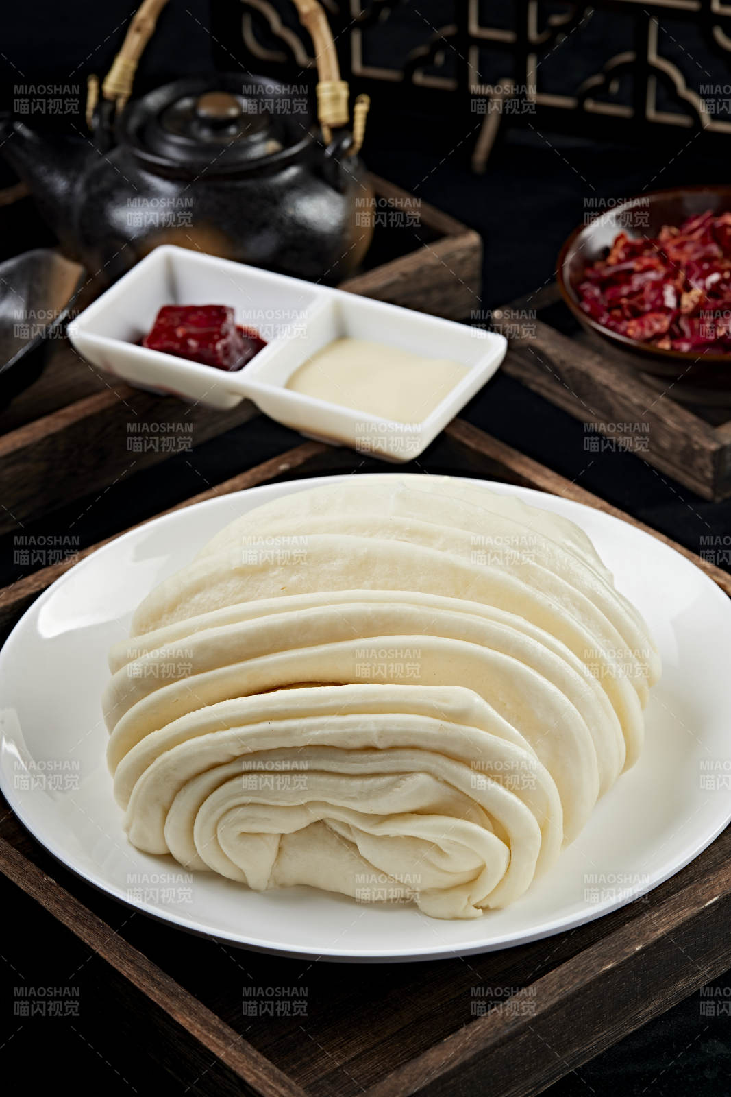 白面蒸大花卷图片