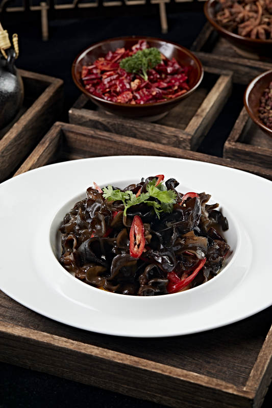 凉拌捞汁木耳图片