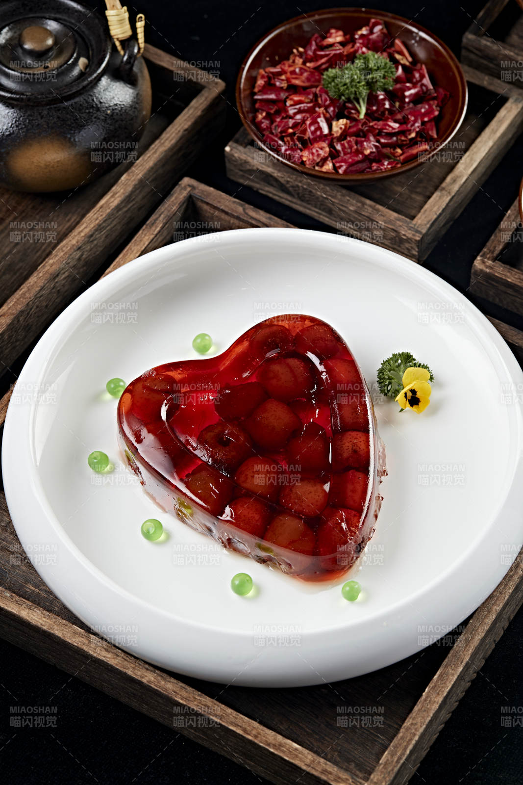 水晶之恋婚宴甜片山楂糕图片