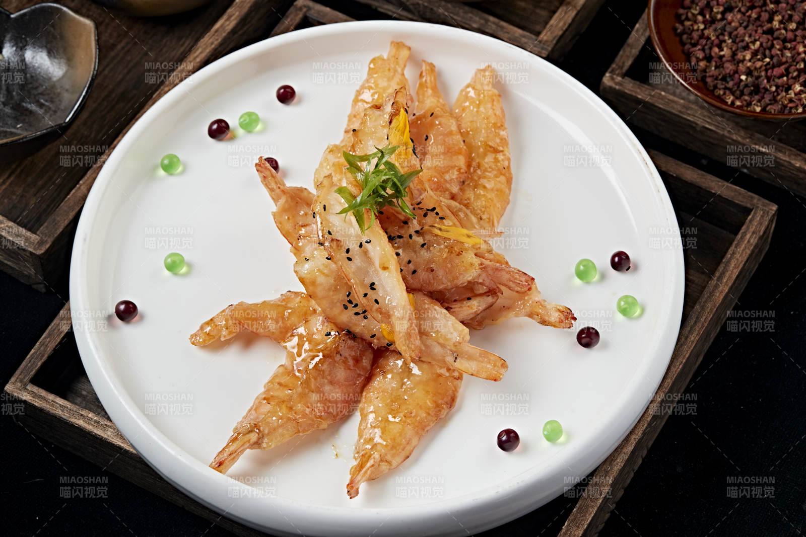 油炸糖醋开背大明虾图片