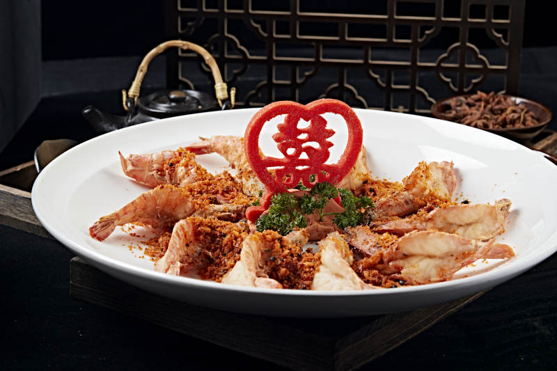 婚宴菜品避风塘油炸开背虾图片