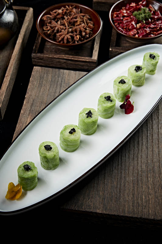 黑松露水煮包菜卷图片