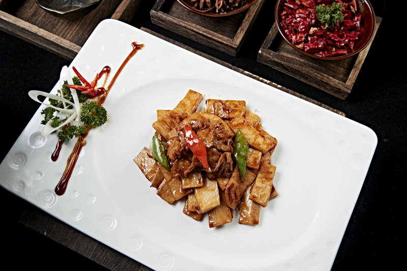 酱爆螺片杏鲍菇片图片