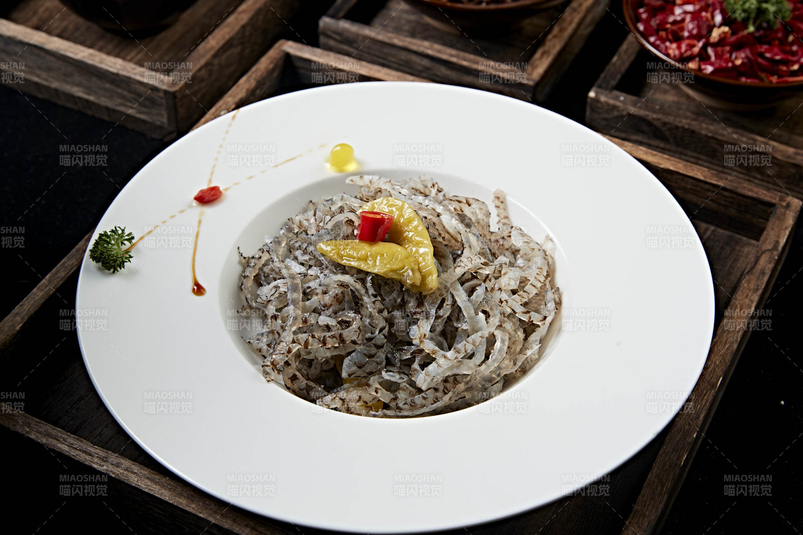 泡椒凉拌鱼皮图片