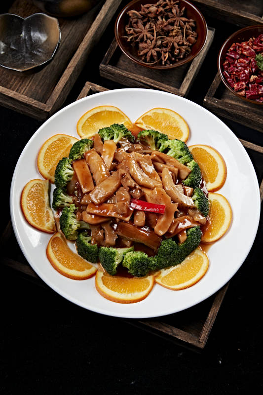 卤菜葱烧海参皮图片