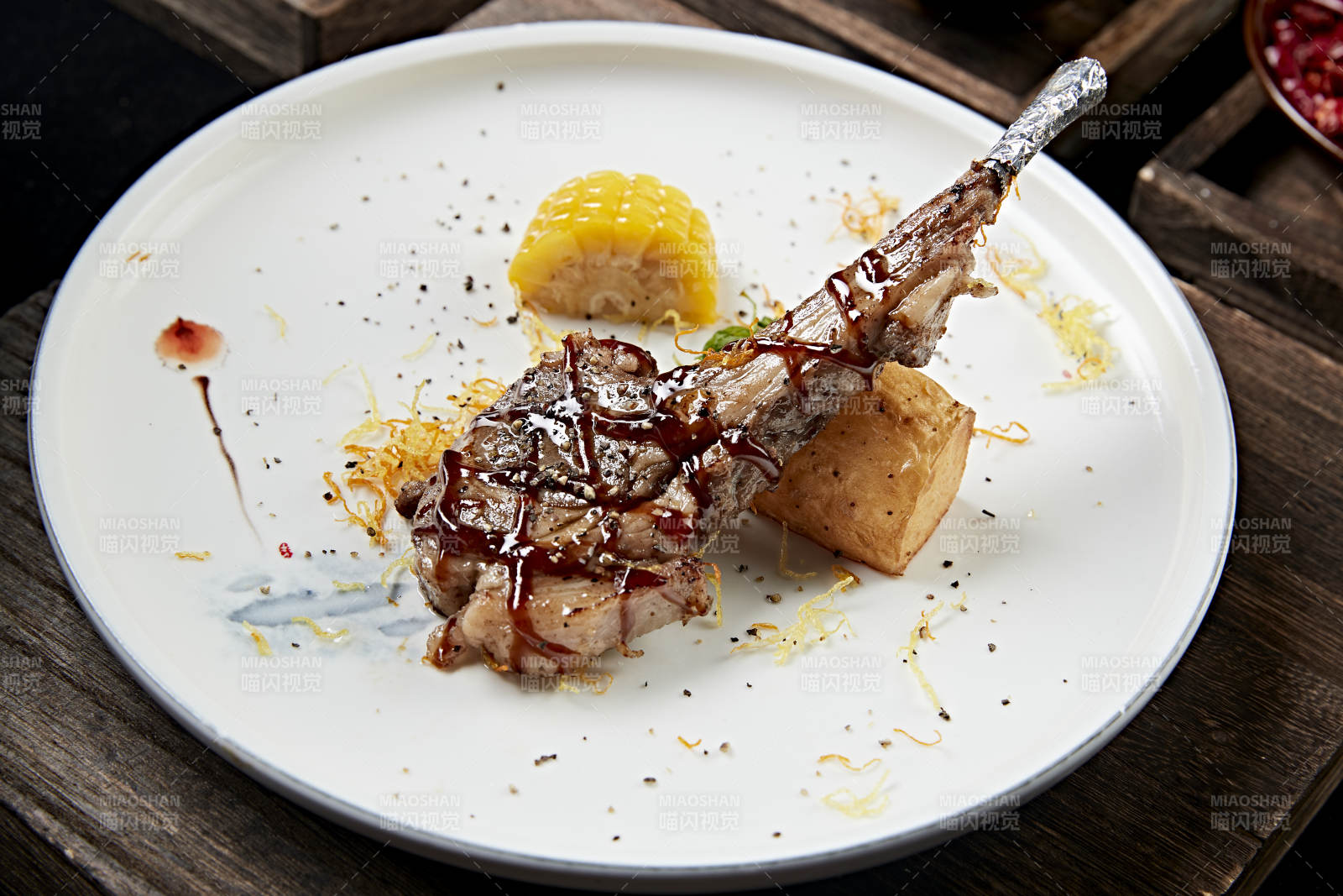 铁板波尔多法式铁板羊排图片