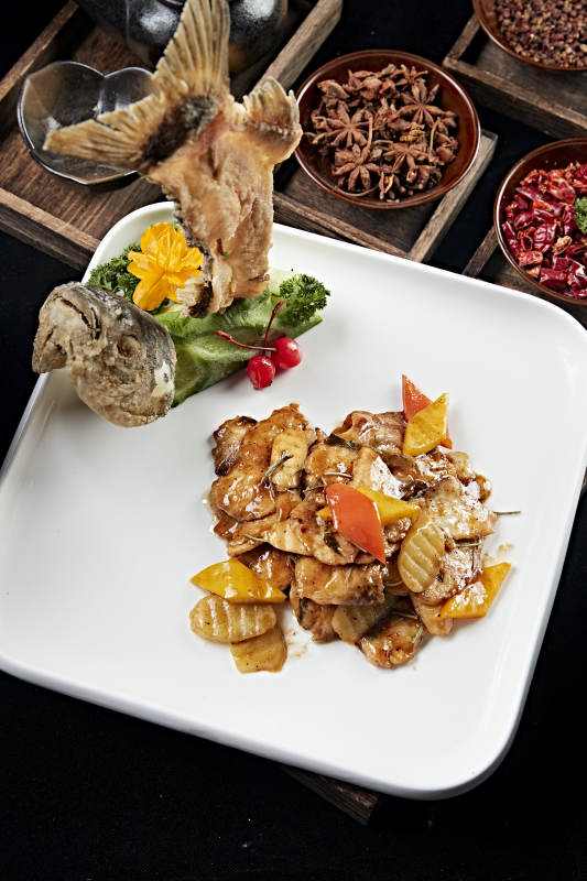 酱爆彩椒山药皖鱼片两吃皖鱼图片