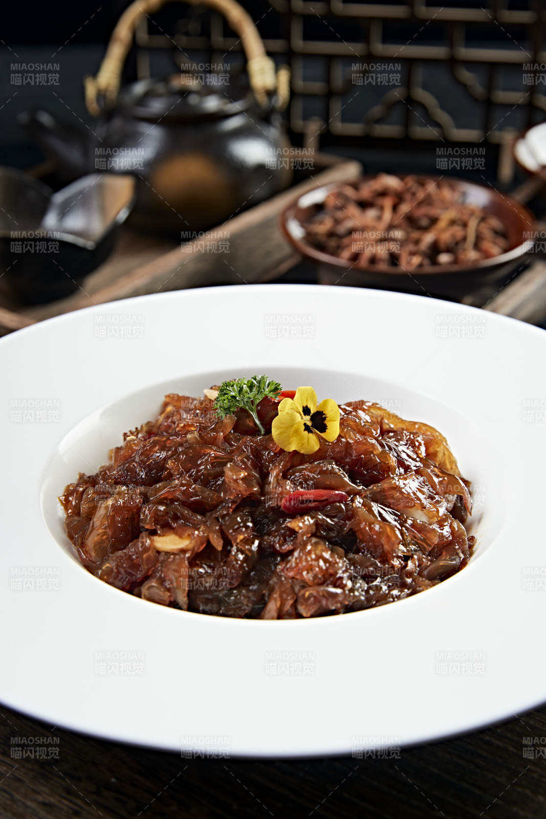 美味红油凉拌老醋蛰头图片