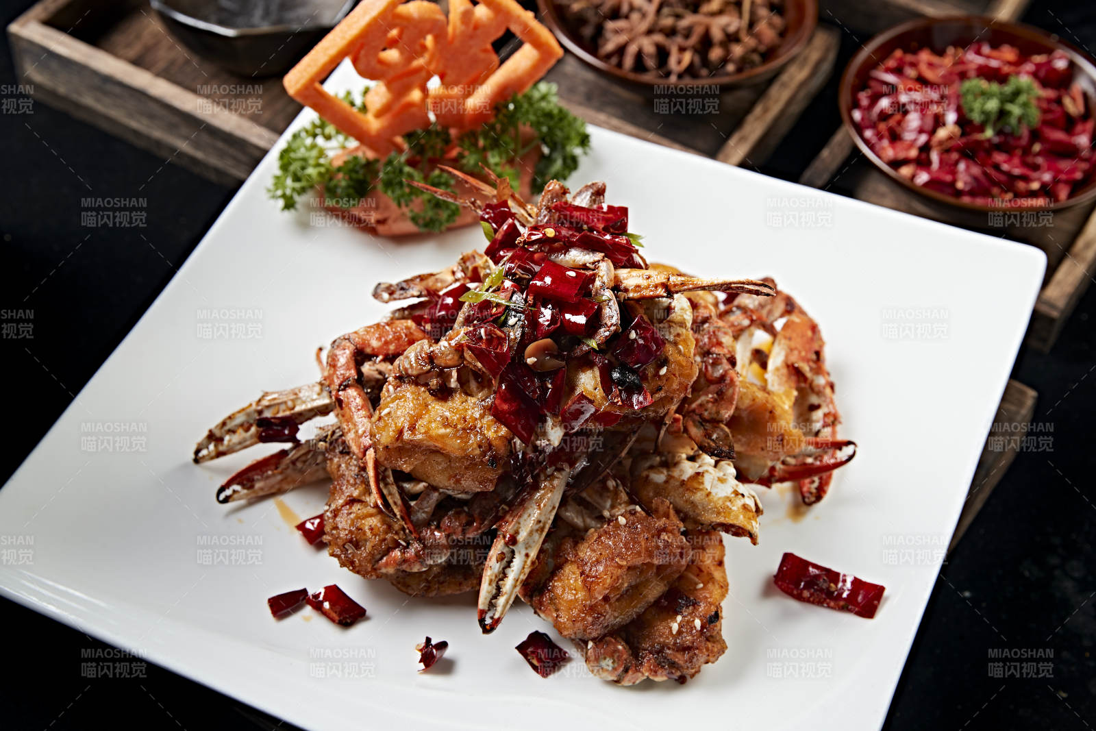 婚宴菜品葱姜炒蟹图片