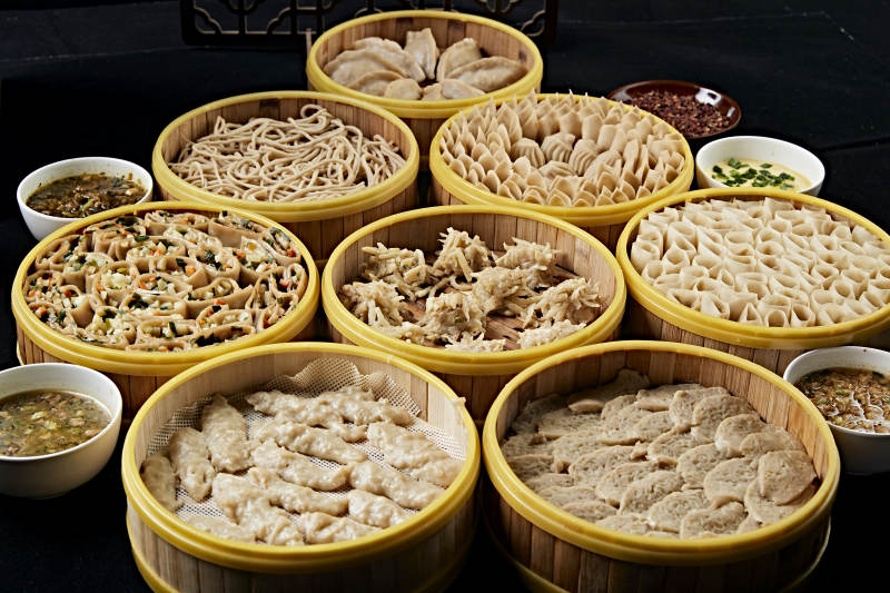 张家口地区特色美食坝上莜面组合餐图片