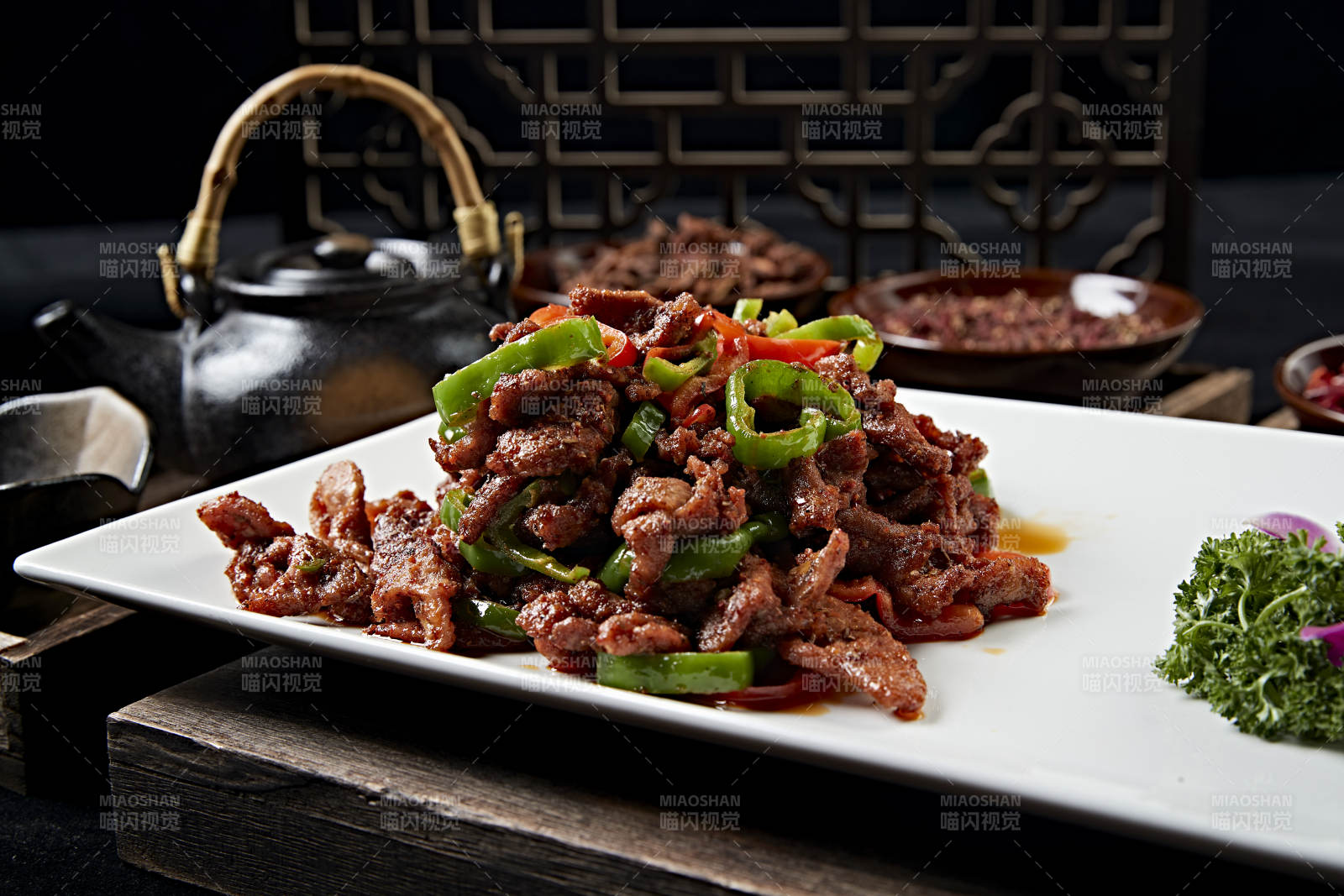 自然爆牛柳图片