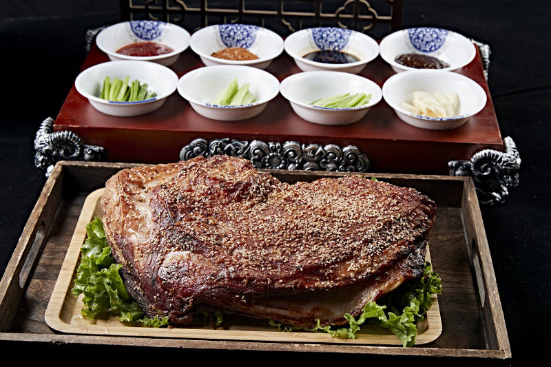 蒙古族炭烤羊排图片