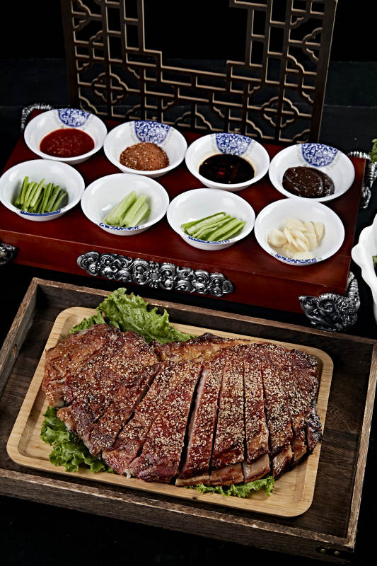 蒙古族炭烤羊排图片