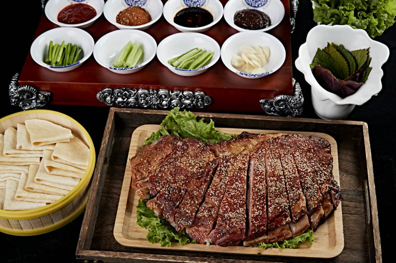 蒙古族炭烤羊排图片