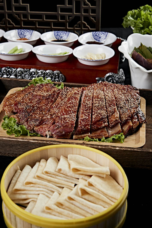 蒙古族炭烤羊排图片