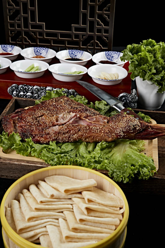 香酥炭烤羊腿图片