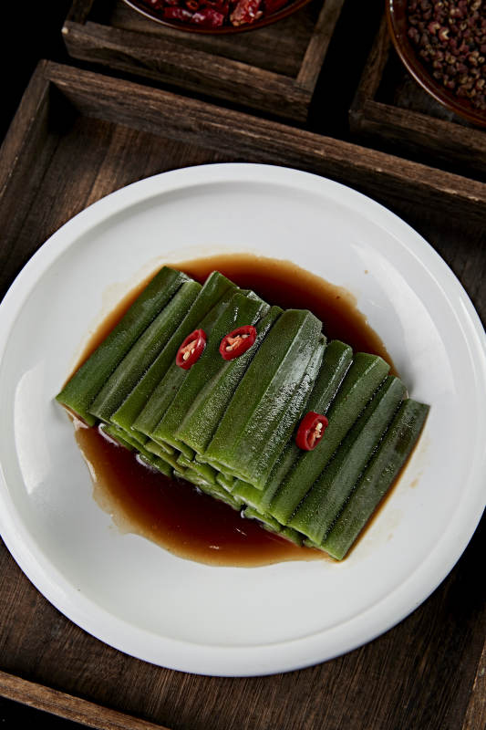 凉菜捞汁秋葵图片