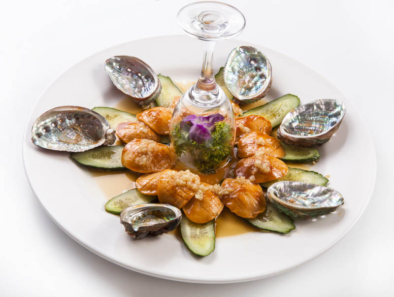 蒜香鸡汁浓汤顿鲜鲍鱼图片